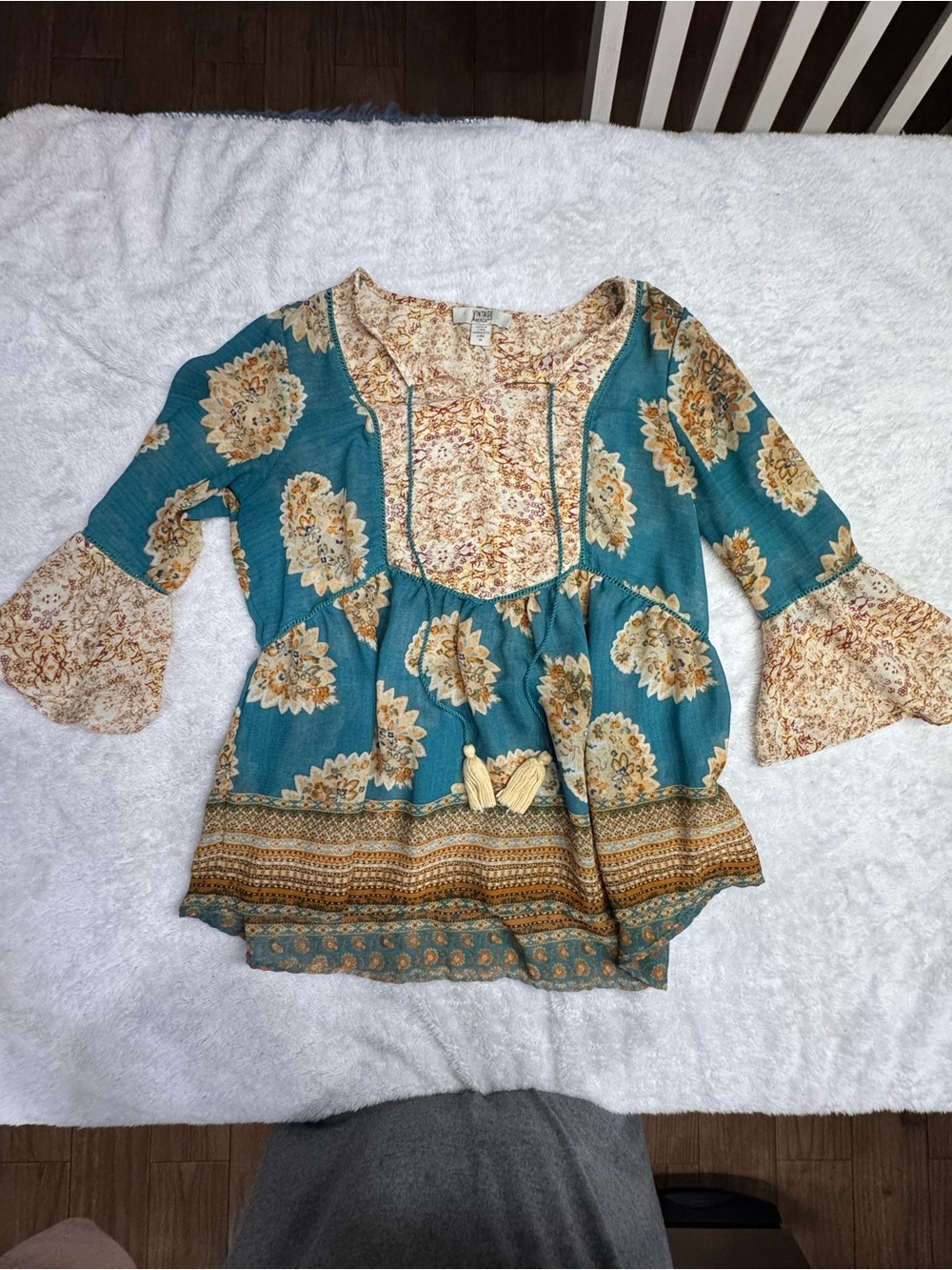 Vintage America Teal Floral Peasant Blouse with Cream Accents